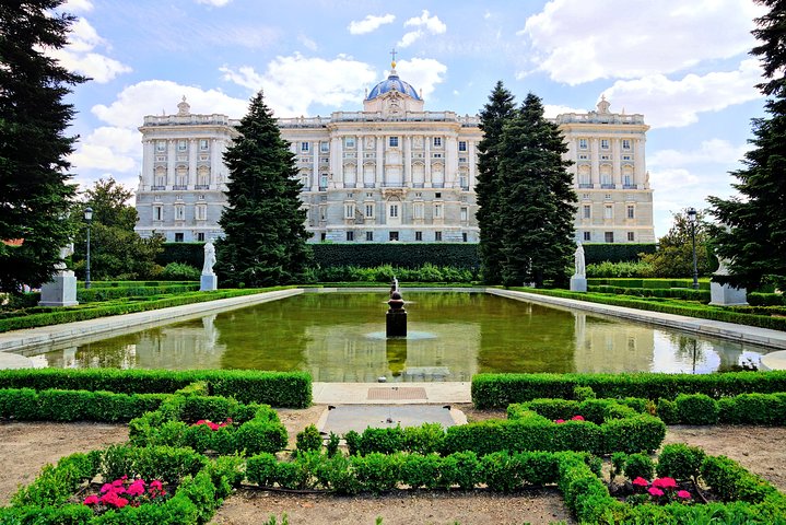 Royal Palace Of Madrid Private Tour With Tickets, Madrid