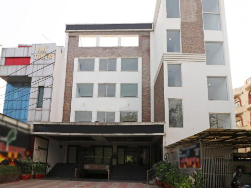 Hotel Samovar by Goyal Hotel