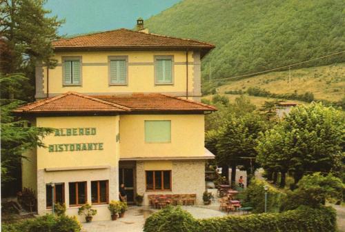 hotel-img