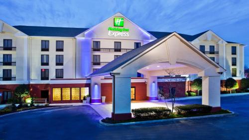 Holiday Inn Express Atlanta West - Theme Park Area by IHG