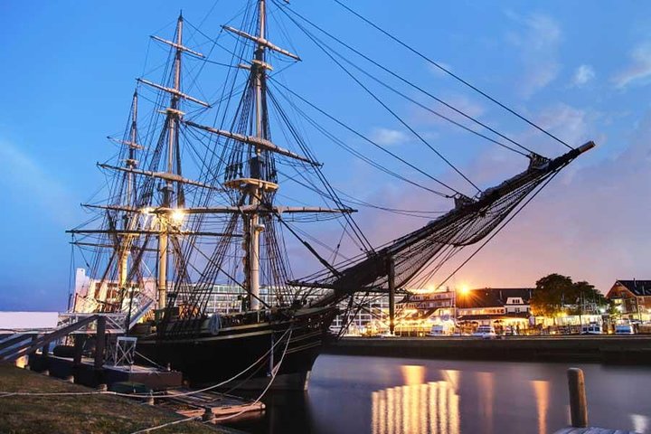Salem High Speed Ferry To/from Boston, Boston