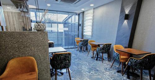 hotel-img