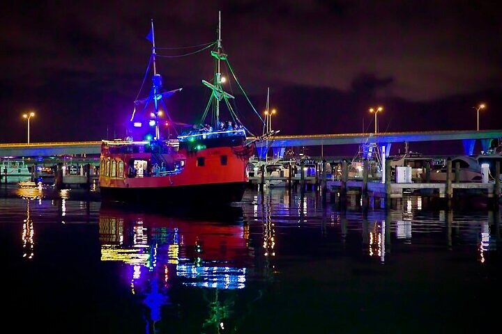 Miami Party Boat Cruice Music & Skyline Views 1 hour 20min of fun