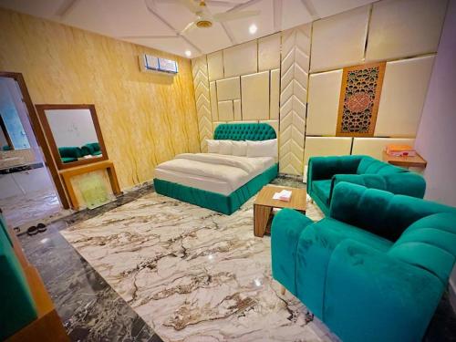 The Signature Hotel Multan