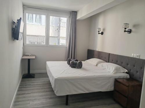 hotel-img