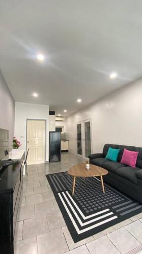 Pool Villa Pattaya Phratamnak C2- 2 bedroom