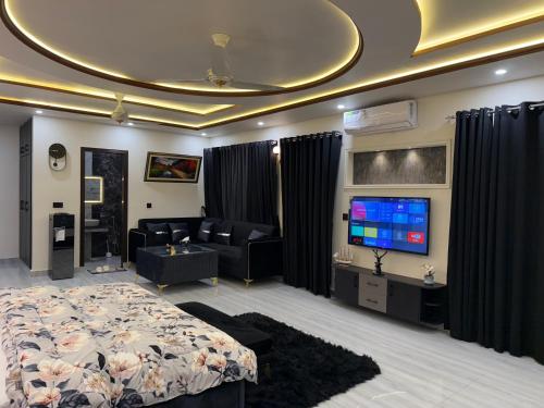 The Sapphire Suites