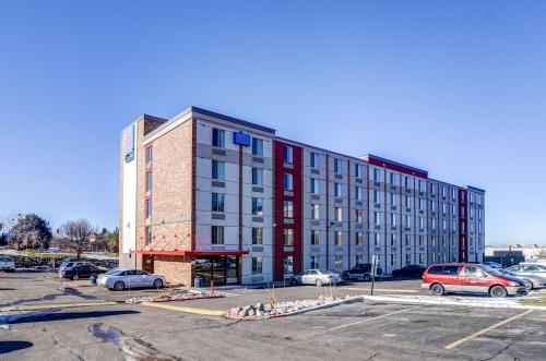 hotel-img