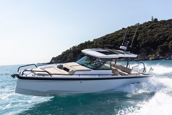6 Day Private Tour Athens, Delphi, Meteora & Boat Trip to Aegina