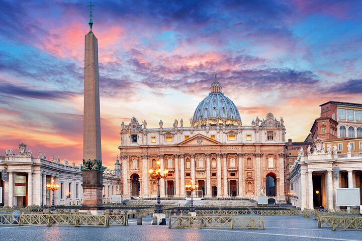 Vatican Museums, Sistine Chapel & St Peters Basilica Guided Tour