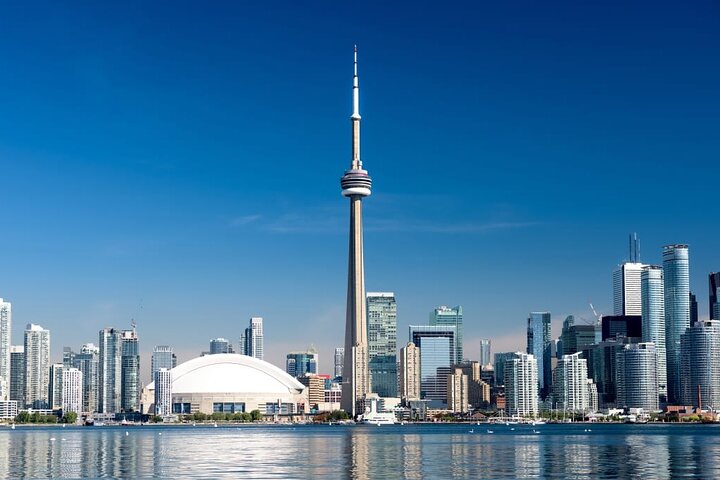 Best Of Toronto Small Group Tour With CN Tower And Harbour Cruise, Toronto