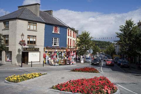 17 Day Trip to Galway, Cork, Dublin, Tipperary, The burren, Dingle, Killarney from Liberty Hill