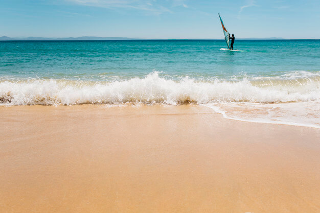 media_gallery-2020-03-2-8-windsurfing_fun_ocean_24837_110_f6ade2803224f1747bf2d69d6bbb58bd.jpg